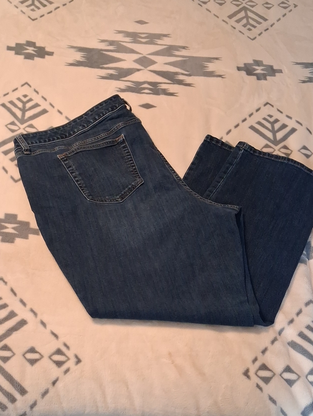 St. John's Bay Medium Blue Wash Straight-Leg Women's Jeans Sz 28W